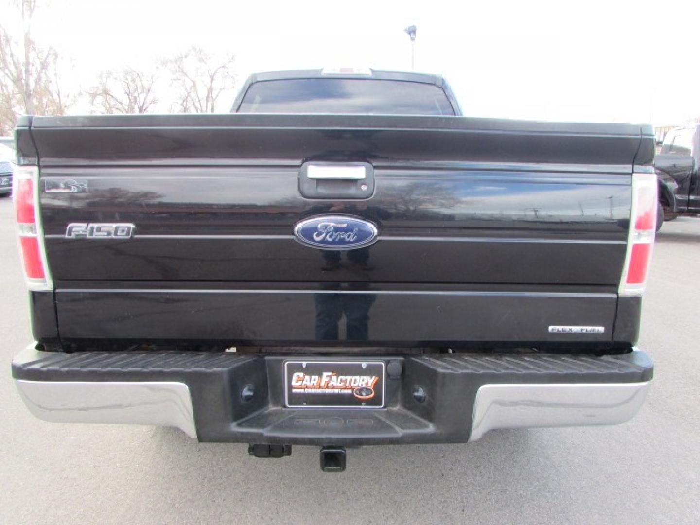 2013 Black /Gray Ford F-150 XLT Supercrew 6.5 Bed (1FTFW1EF7DF) with an 5.0L Gasoline engine engine, 6 speed automatic transmission, located at 4562 State Avenue, Billings, MT, 59101, (406) 896-9833, 45.769516, -108.526772 - Photo#2